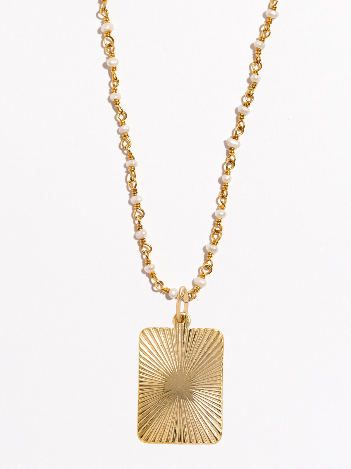 Darci Gold Pendant Necklace